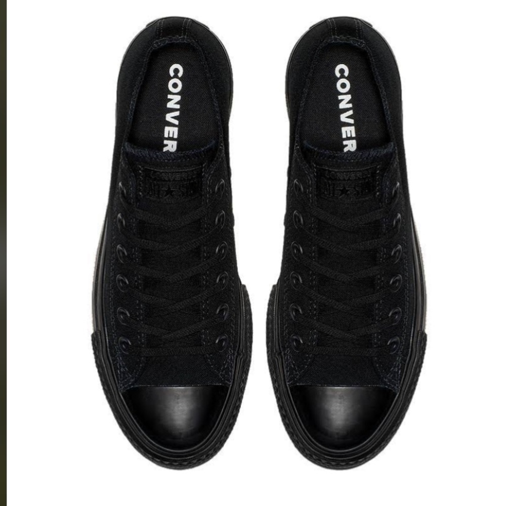 Converse Women's Chuck Taylor All Star Clean Lift